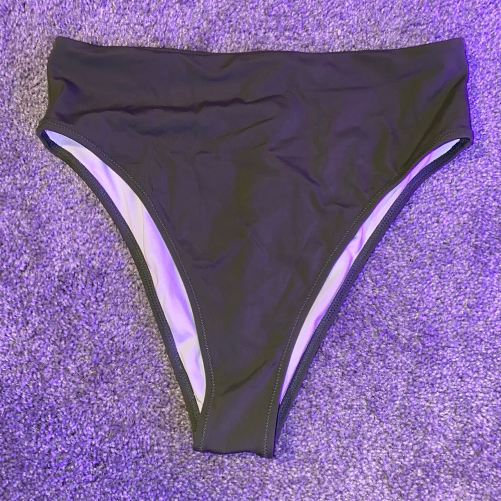 dark green size small, worn a couple time no longer want or need it